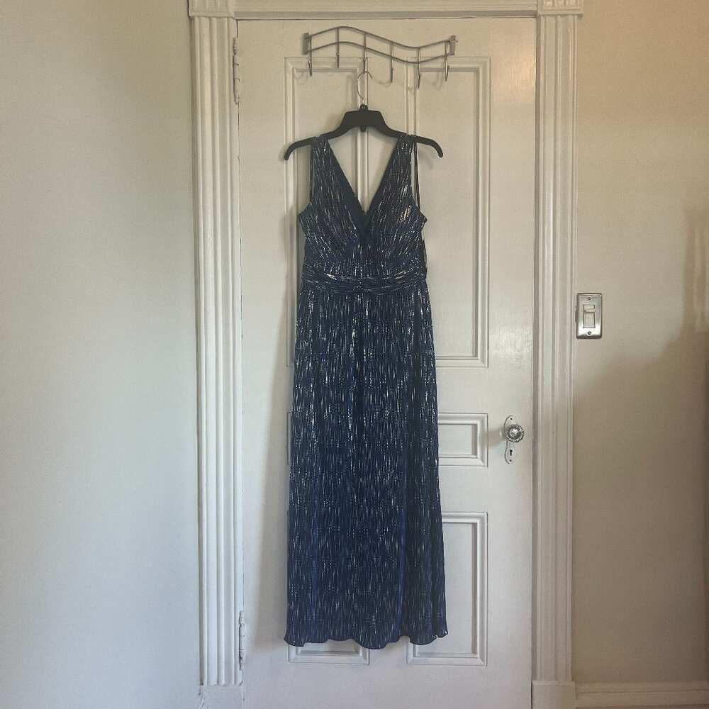 GUESS Metallic Blue Maxi Dress Size 10 NWT - Picture 2 of 6